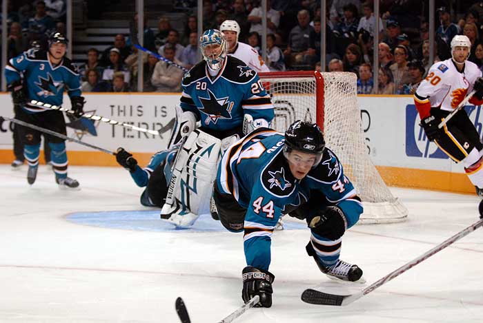 sharks_flames23