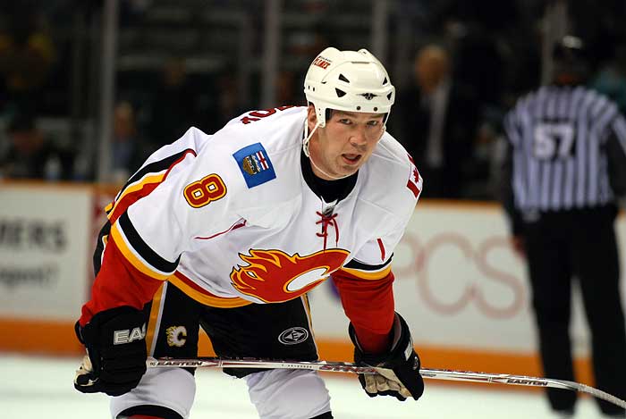 sharks_flames8