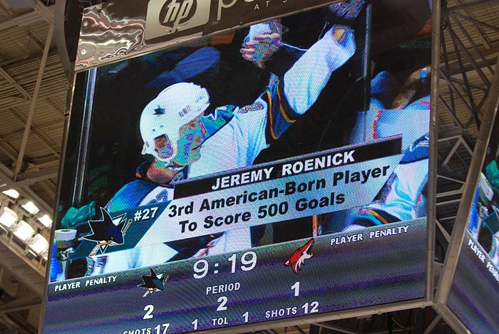 sharks_coyotes16