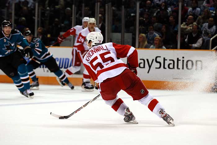 sharks_detroit25