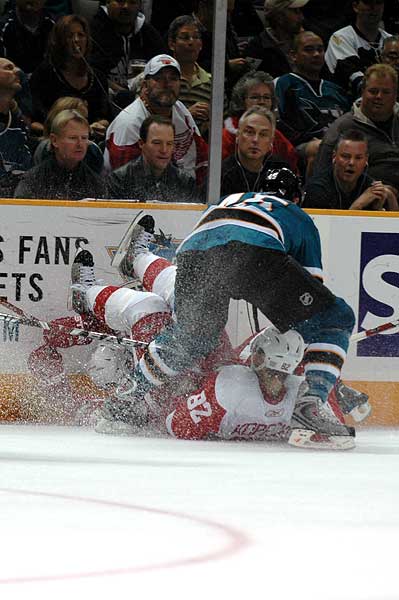 sharks_detroit4