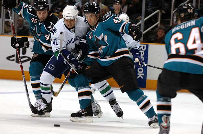 sharks_vancouver1