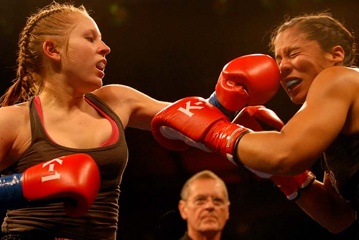 playboy_kickboxing14
