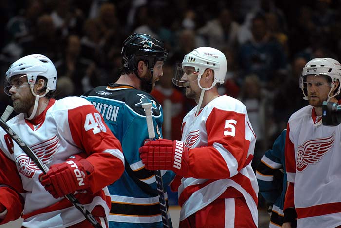 sharks_detroit5_15