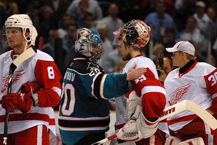 sharks_detroit5_18