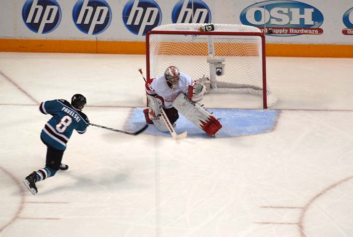 sharks_detroit5_23