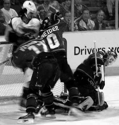 Avalanche Color Analyst Peter McNab Chats with E.J. Hradek 