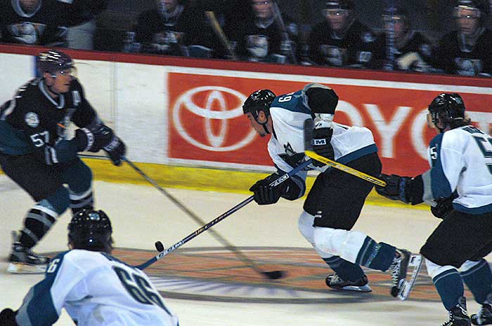 33845677.day2game2_15